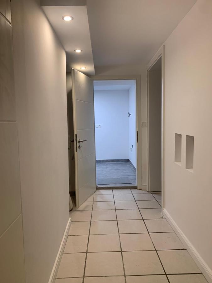 Nice Calm Souterrain Appertment In Ratingen Bagian luar foto